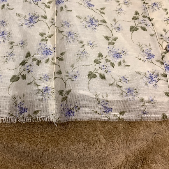 NWOT BROCK COLLECTION (NY) Thelma Floral Blouse Size 14 (First more like a 12) - Picture 6 of 7